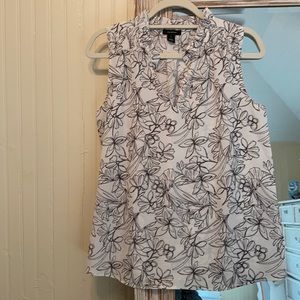 EUC, Gorgeous semi sheer blouse from Nordstrom, M